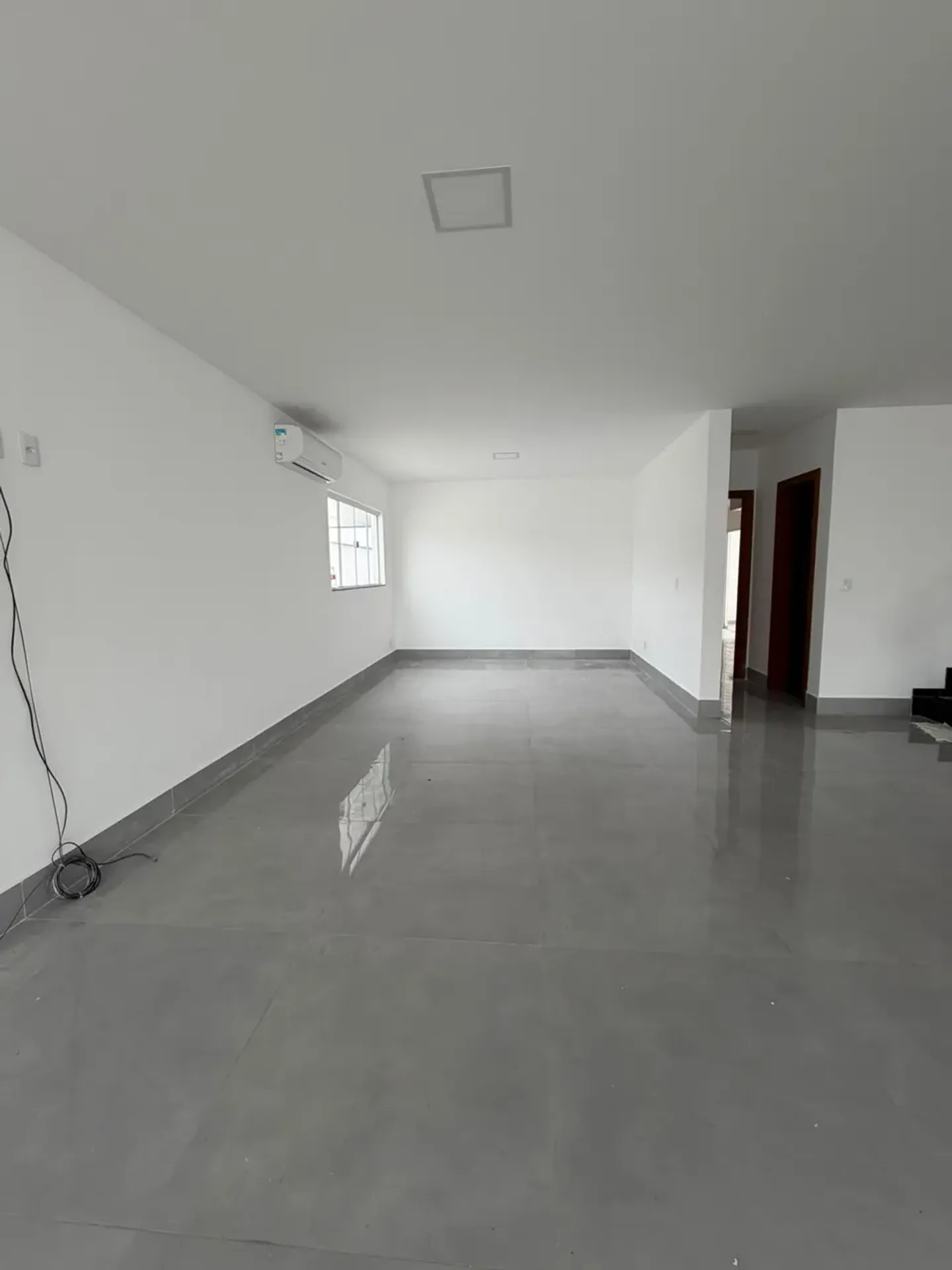 House, 300 m², with a walk-in closet — photo 11