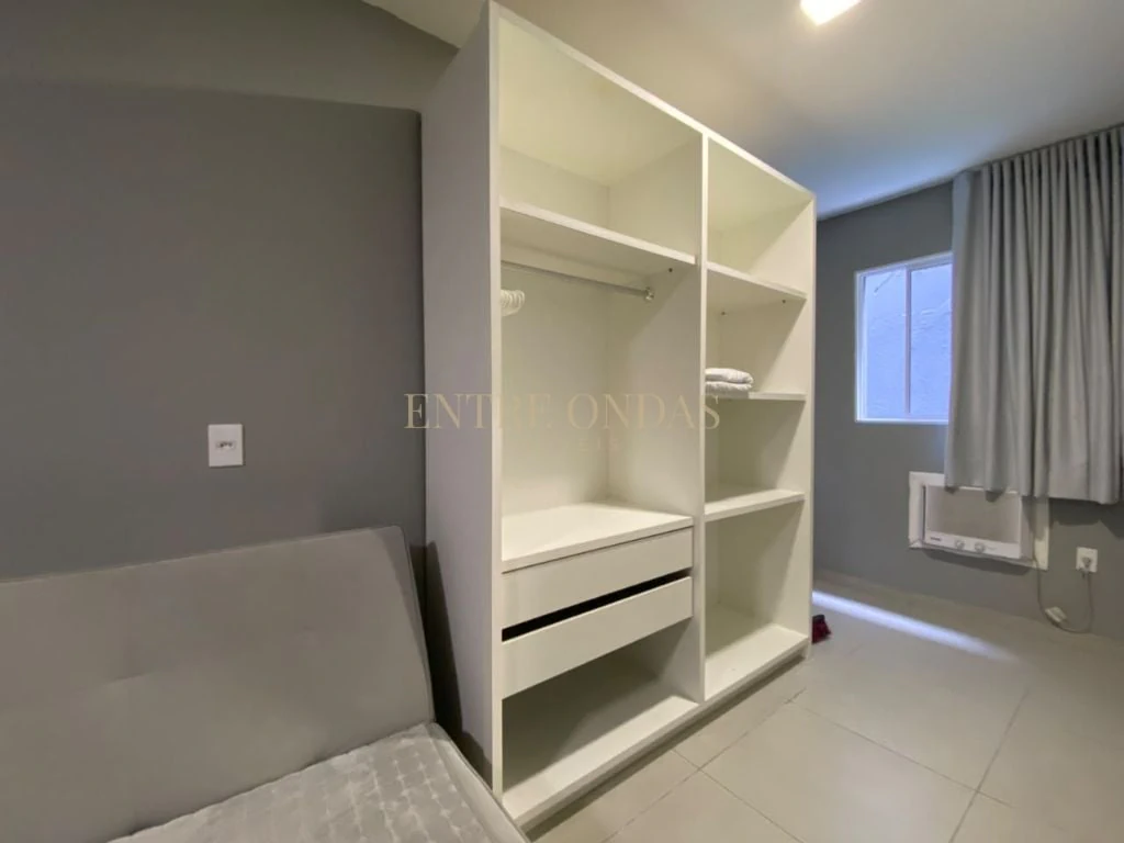 Furnished studio, 25 m², with a home office — photo 17