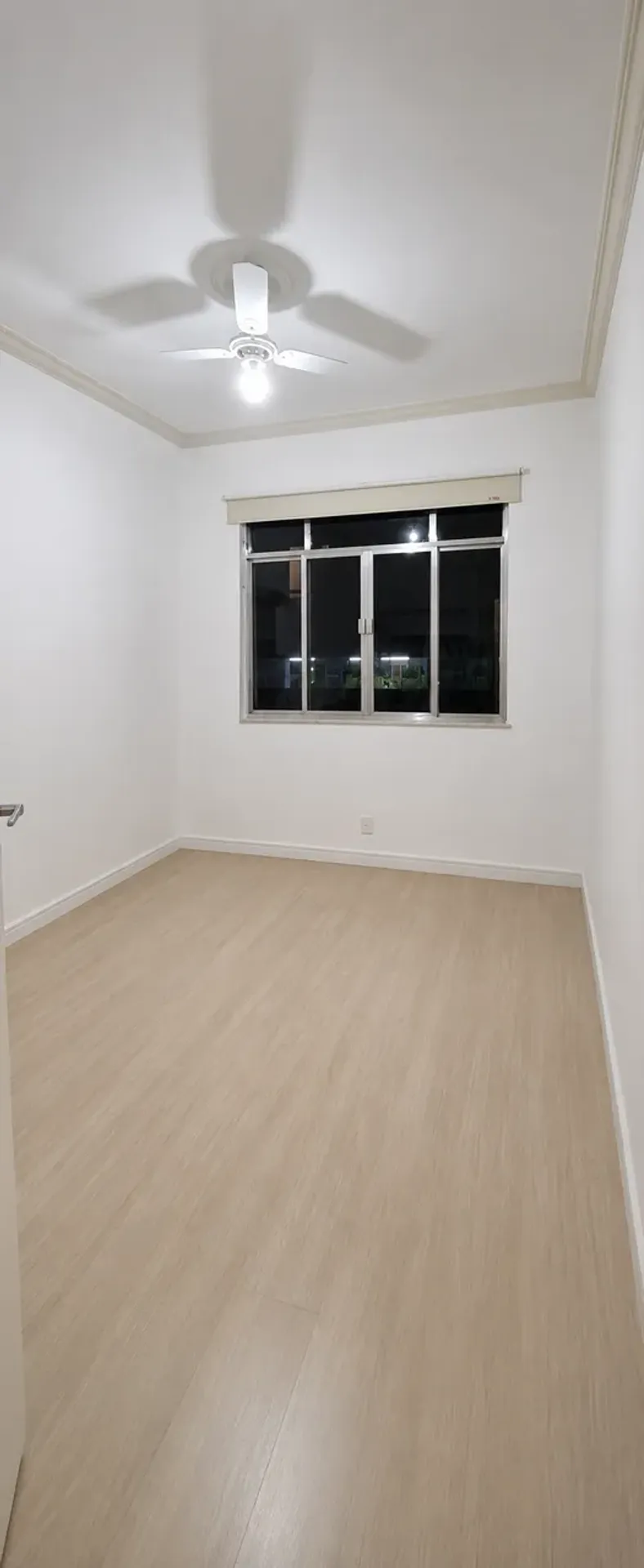 3-bedroom apartment with 2 bathrooms and glass balcony — photo 31
