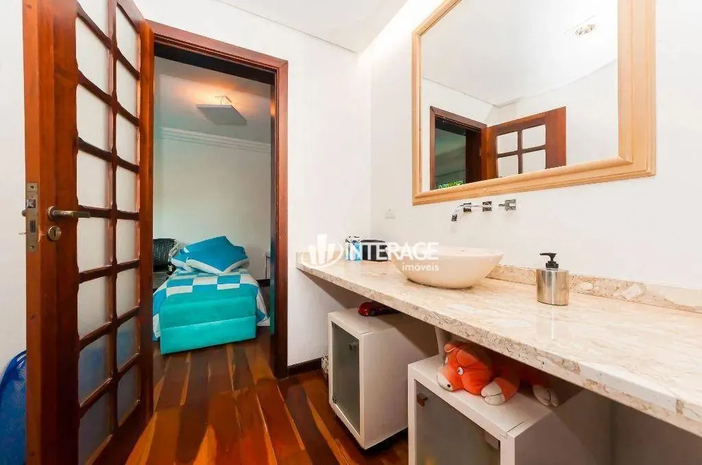 Casa térrea com piscina e 3 dormitórios — photo 13