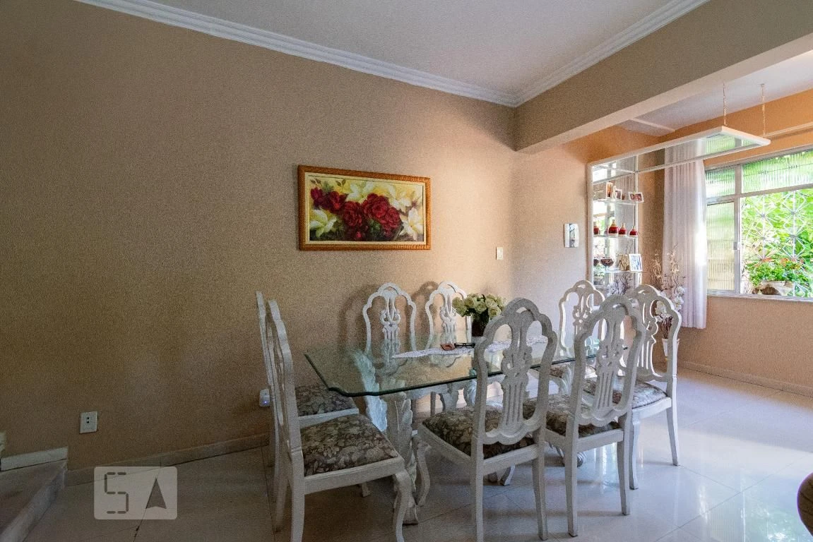 Furnished 4-bedroom house with private garden — photo 25