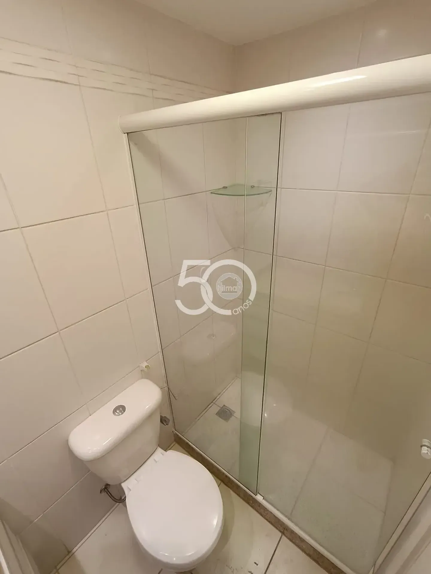 69 m² apartment with 2 bedrooms, balcony and 1 en-suite — photo 2