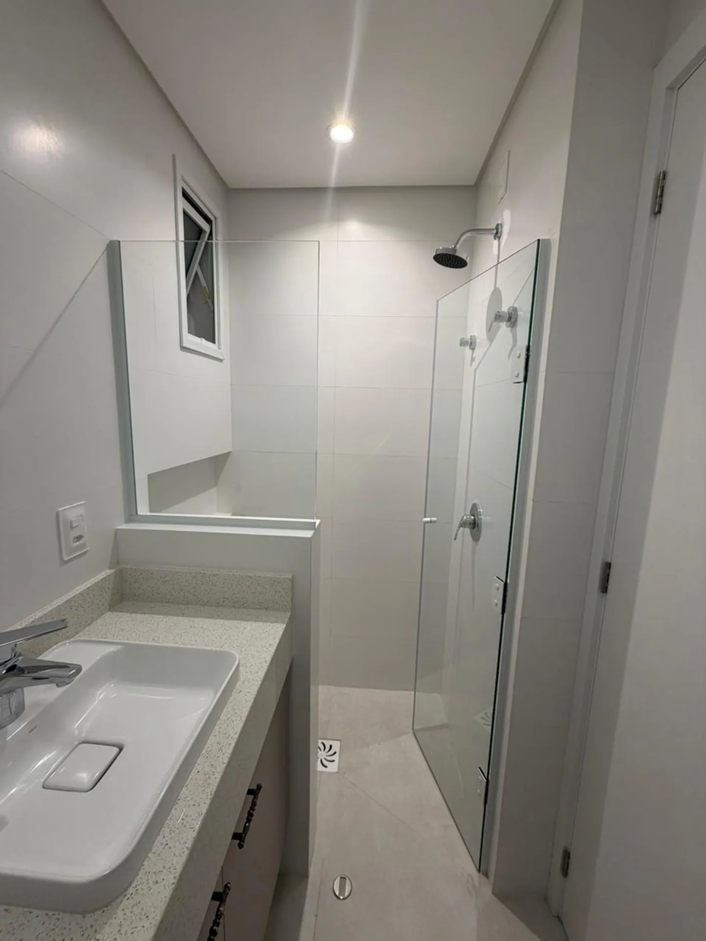 Мебльована квартира 79 м² з 2 спальнями та балконом — photo 35