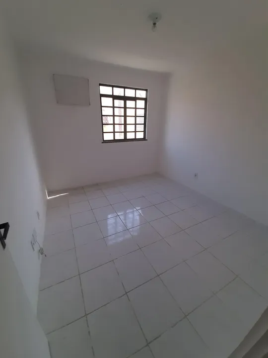 Unfurnished apartment with 2 bedrooms and 2 bathrooms