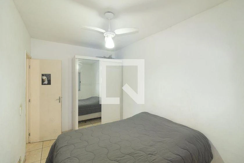 Apartamento mobiliado de 2 quartos com máquina de lavar — photo 2