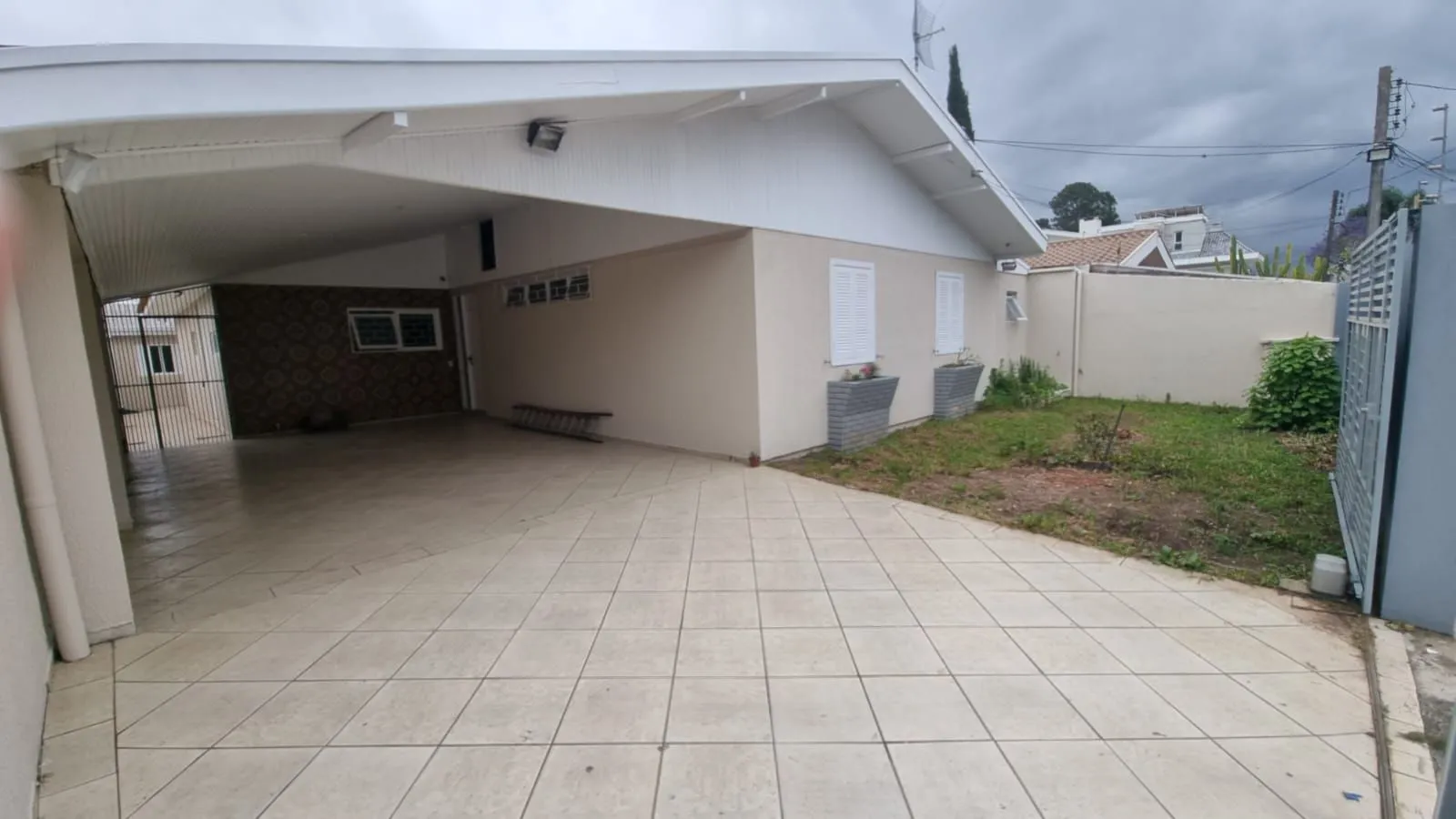 Casa de 4 dormitorios, 2 con baño propio, 220 m², Curitiba — photo 10