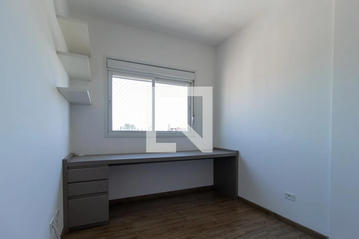 2-bedroom apartment with a grill on the balcony in Curitiba — photo 32