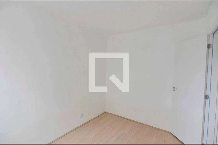 Wood or laminate floors in a 2-bedroom apartment, 45 m² — photo 10