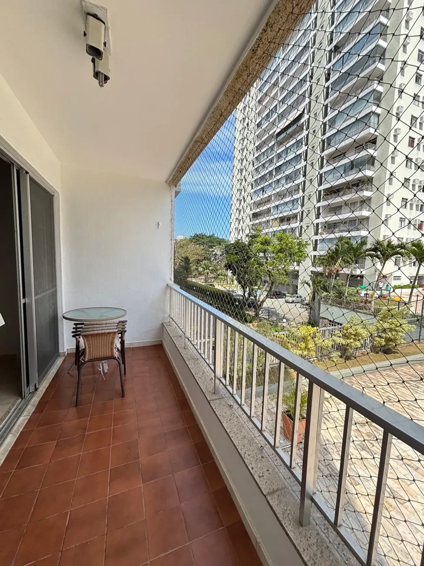 2-bedroom apartment with 3 bathrooms and parking space — photo 9