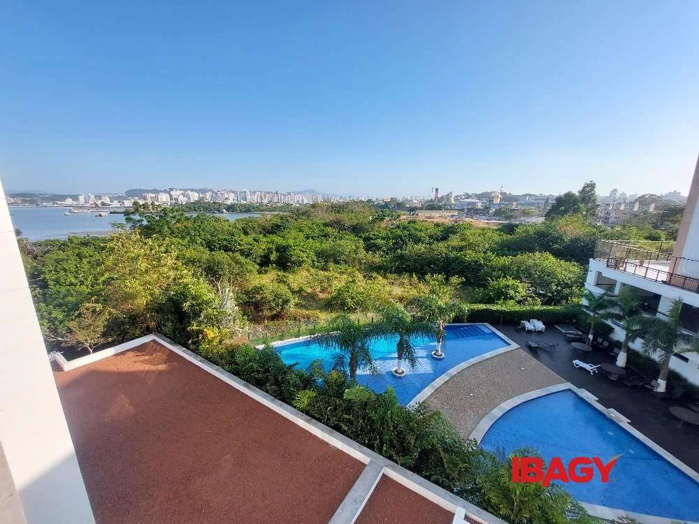 3-bedroom apartment with 1 en-suite and 1 parking spot