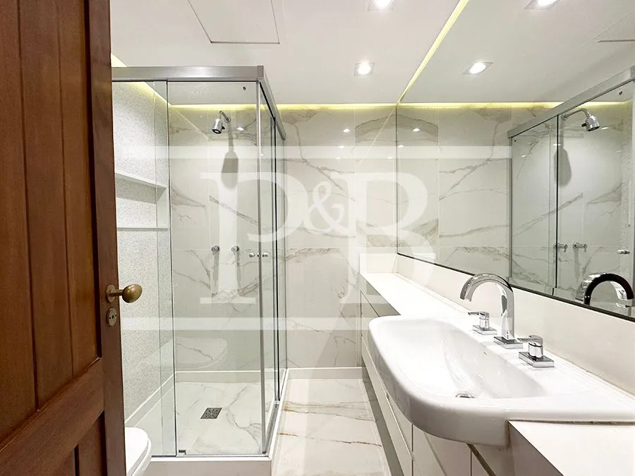 Apartamento com 4 dormitórios, 4 banheiros e varanda — photo 35