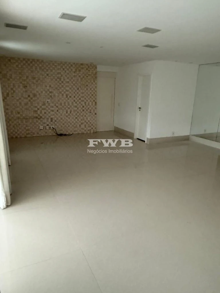 162 m² apartment with 4 bedrooms and 3 en-suites — photo 12