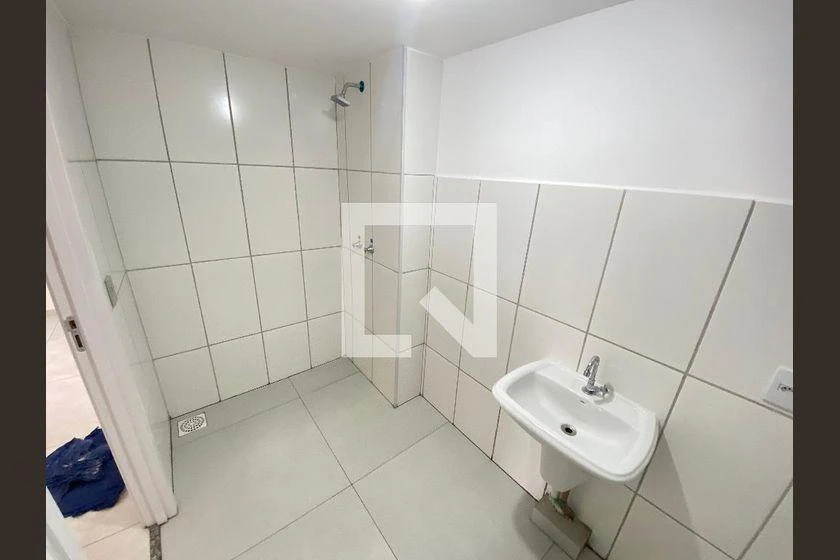 Unfurnished 2-bedroom apartment, 500 m² and 4 parking spaces — photo 21