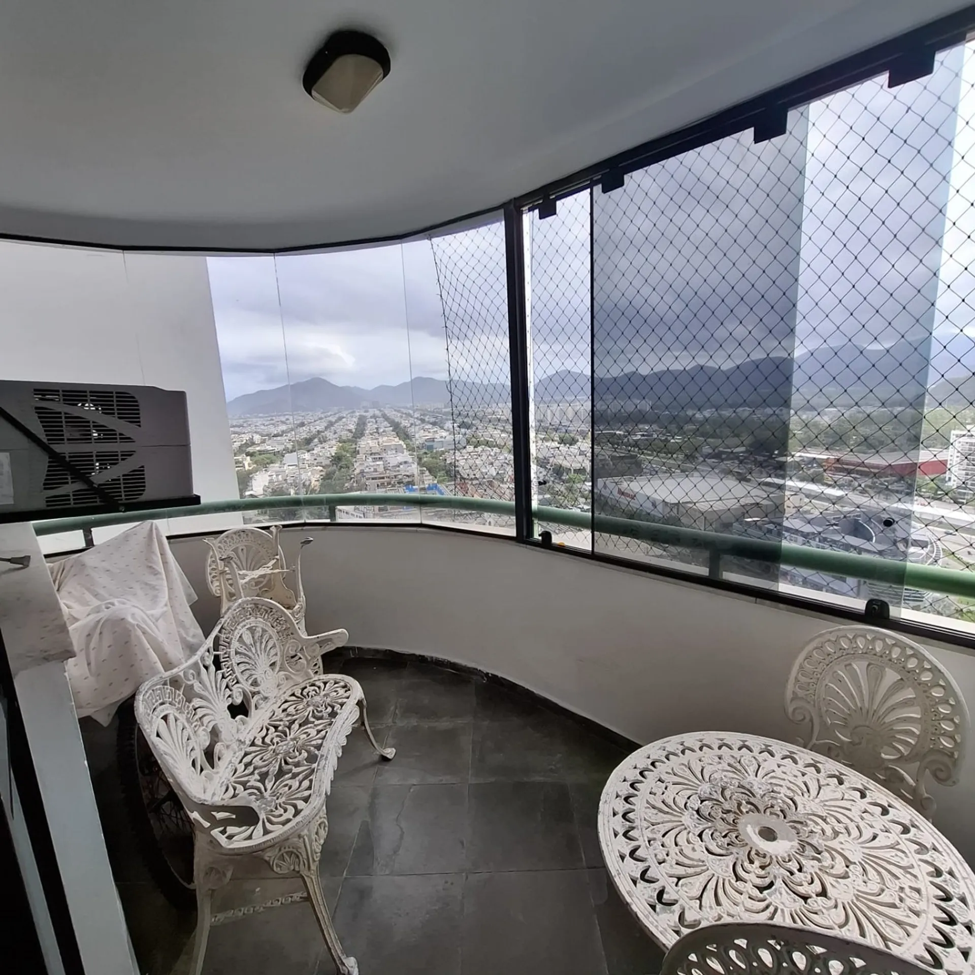 3 quartos e espaço de home office: apartamento de 80 m²
