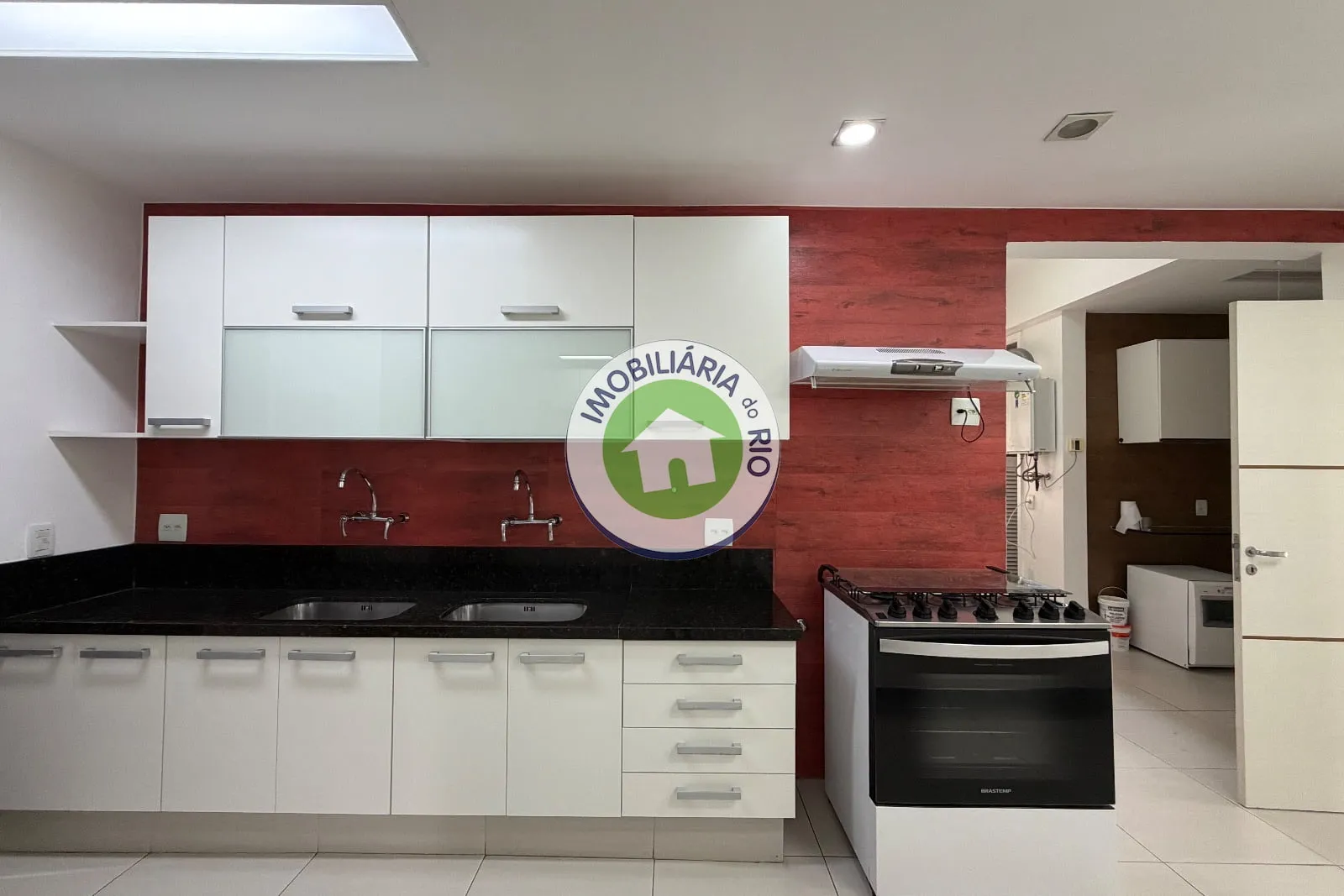 Apartamento sem mobília com 4 quartos e 5 banheiros — photo 32