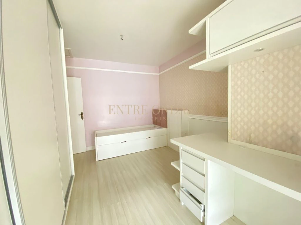 Home office in a 3-bedroom house, 170 m² — photo 18