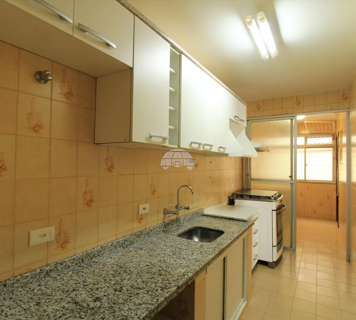 2-bedroom apartment with a washing machine in Curitiba — photo 5