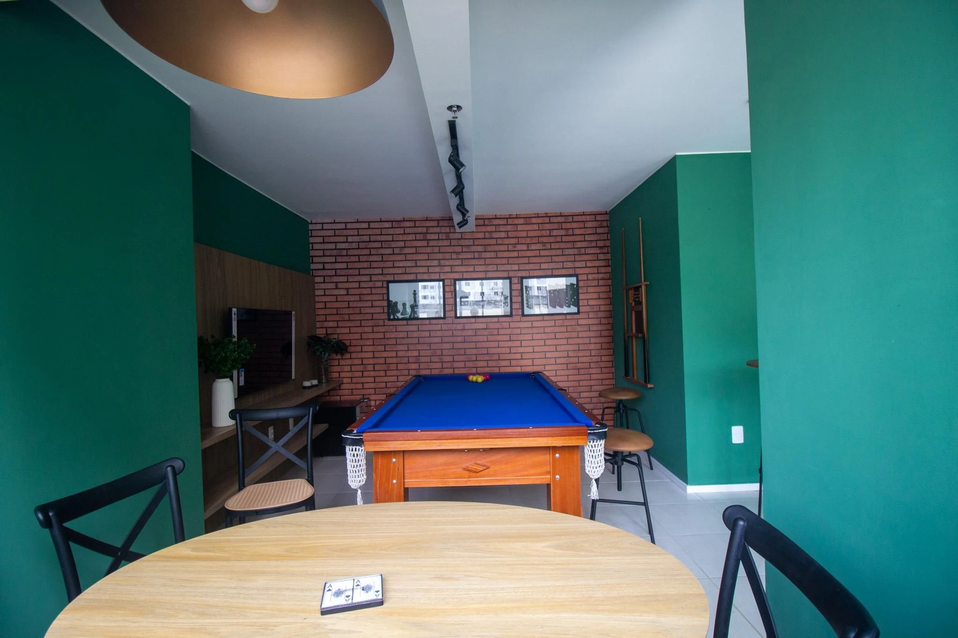 Home office in a 2-bedroom apartment, 45 m² — photo 30