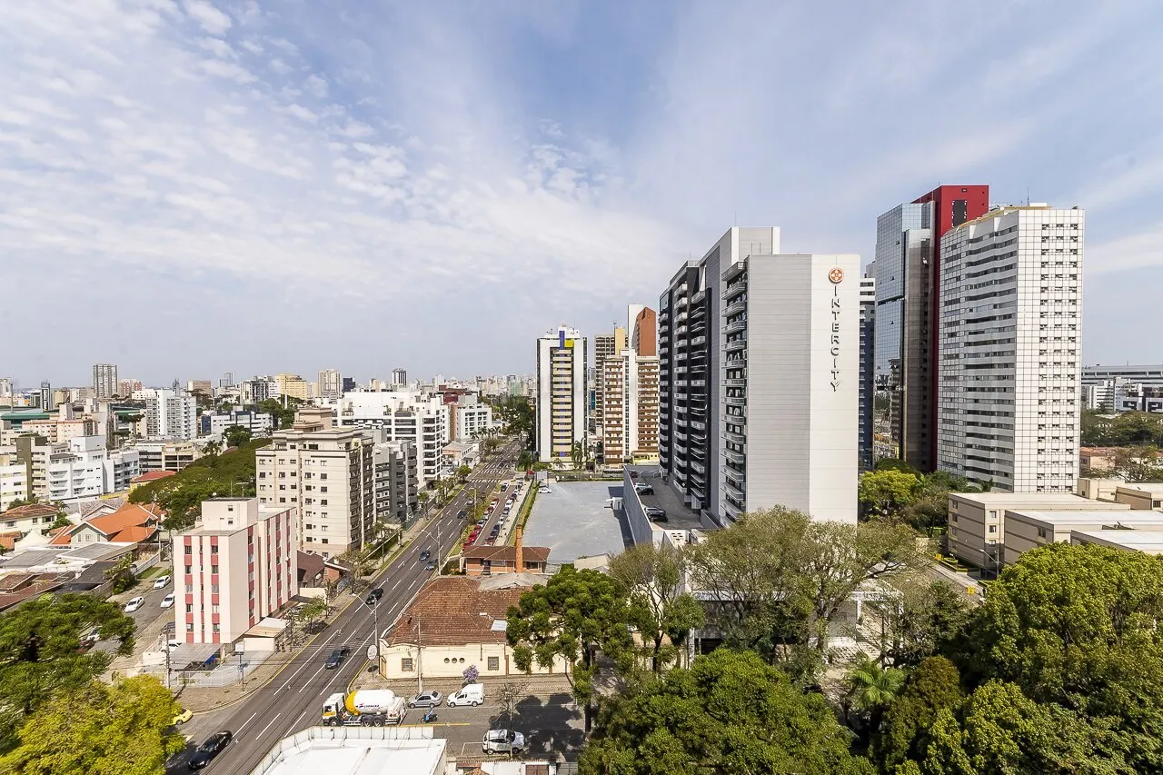 Меблированное студио 60 м² с 1 парковкой и кухней — photo 27