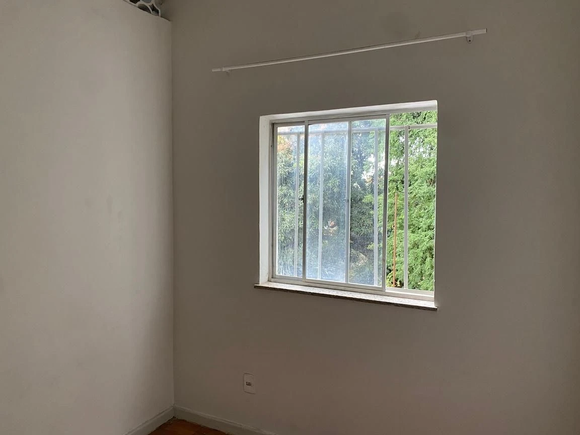 Unfurnished 3-bedroom apartment with 1 bathroom — photo 4
