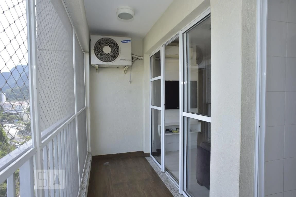 2-bedroom apartment with a mountain view — photo 30