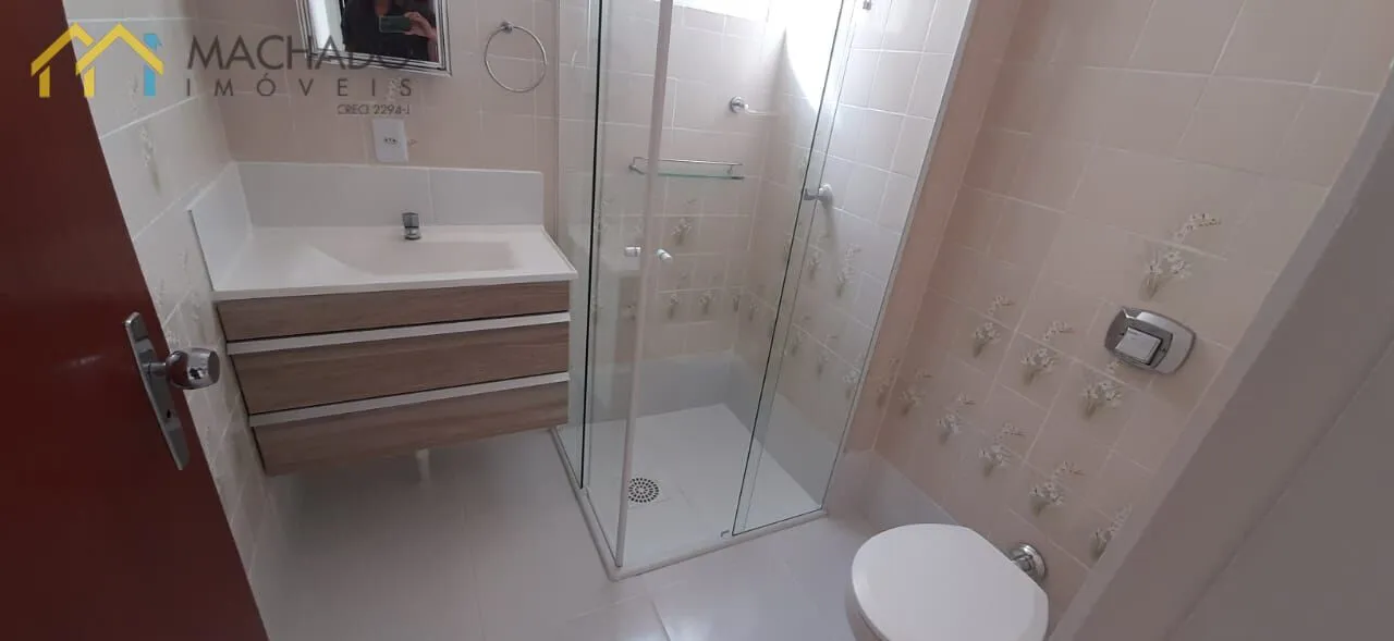 Apartamento de 2 dormitorios con 1 baño y plaza de parking — photo 8