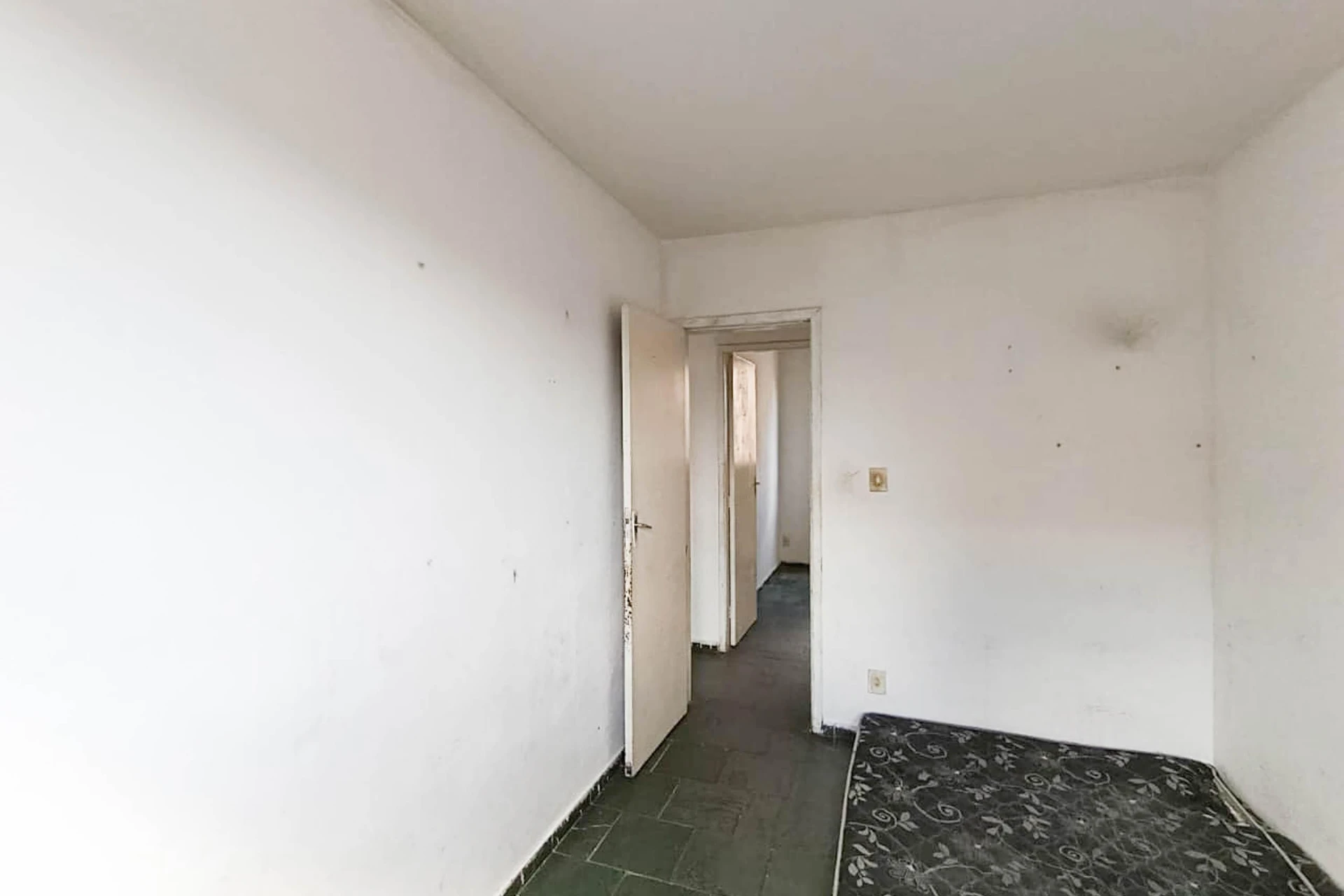 2-bedroom apartment with 1 parking space included — photo 9