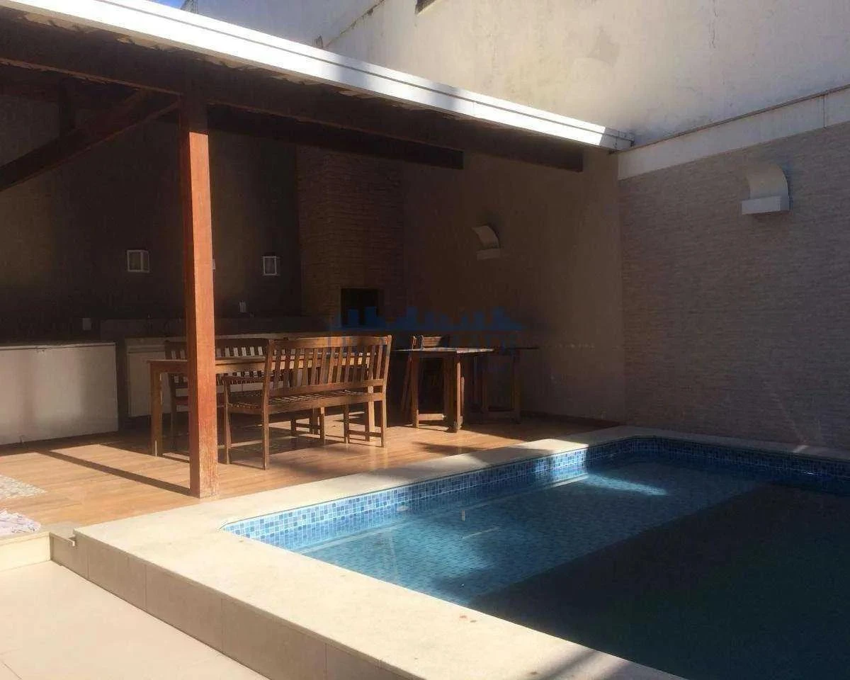 Apartamento mobiliado com 2 quartos e varanda — photo 17