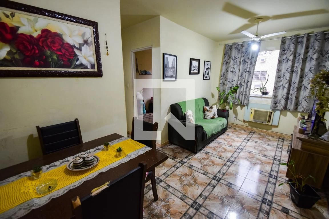 Furnished apartment with 2 bedrooms and 1 bathroom