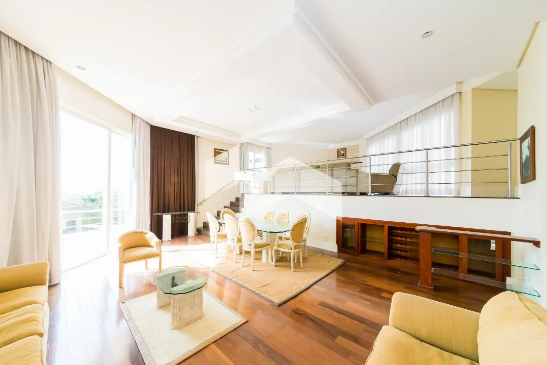 431 m² house with 4 en-suite bedrooms and 6 parking — photo 32