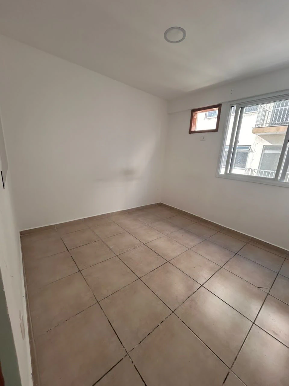 Собственный бассейн и 2 спальни: квартира 50 м² — photo 21