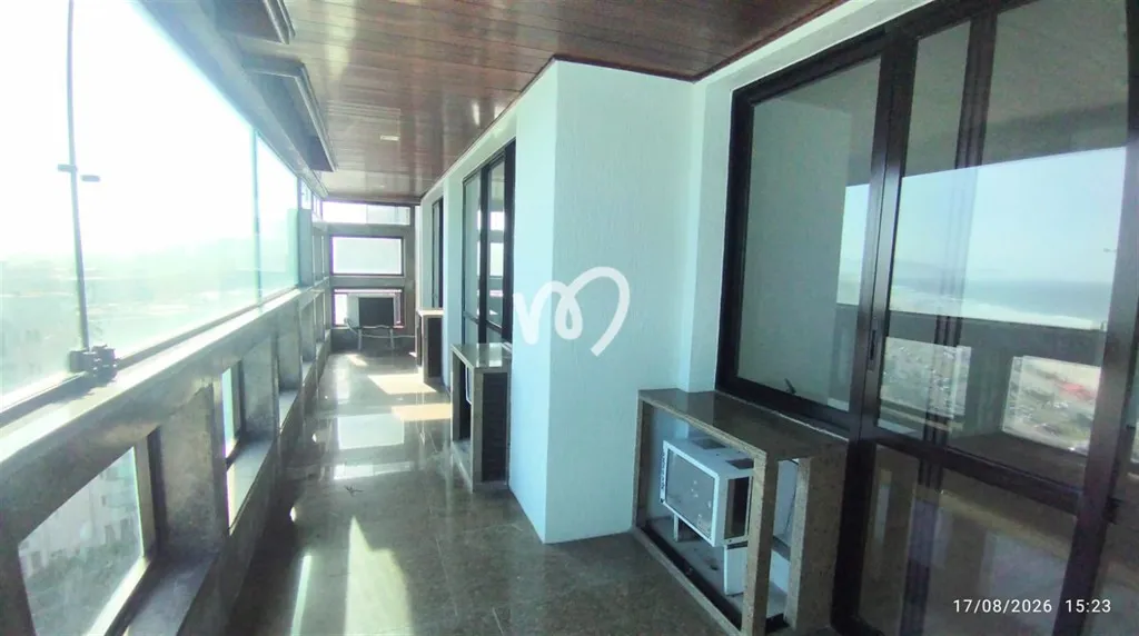 Apartamento com 4 quartos, 313 m² e 4 vagas — photo 2