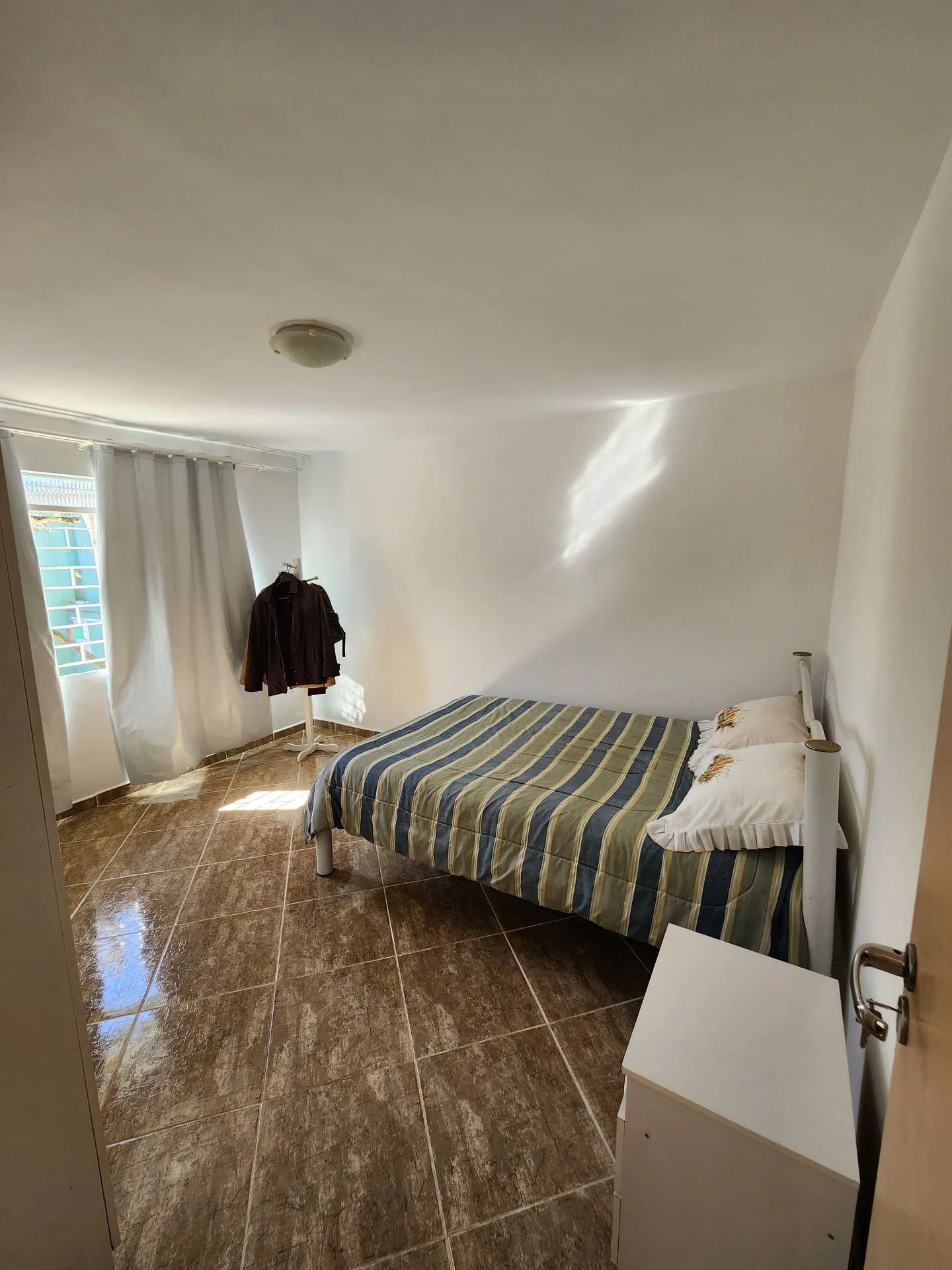 3-bedroom house with a private BBQ — photo 10