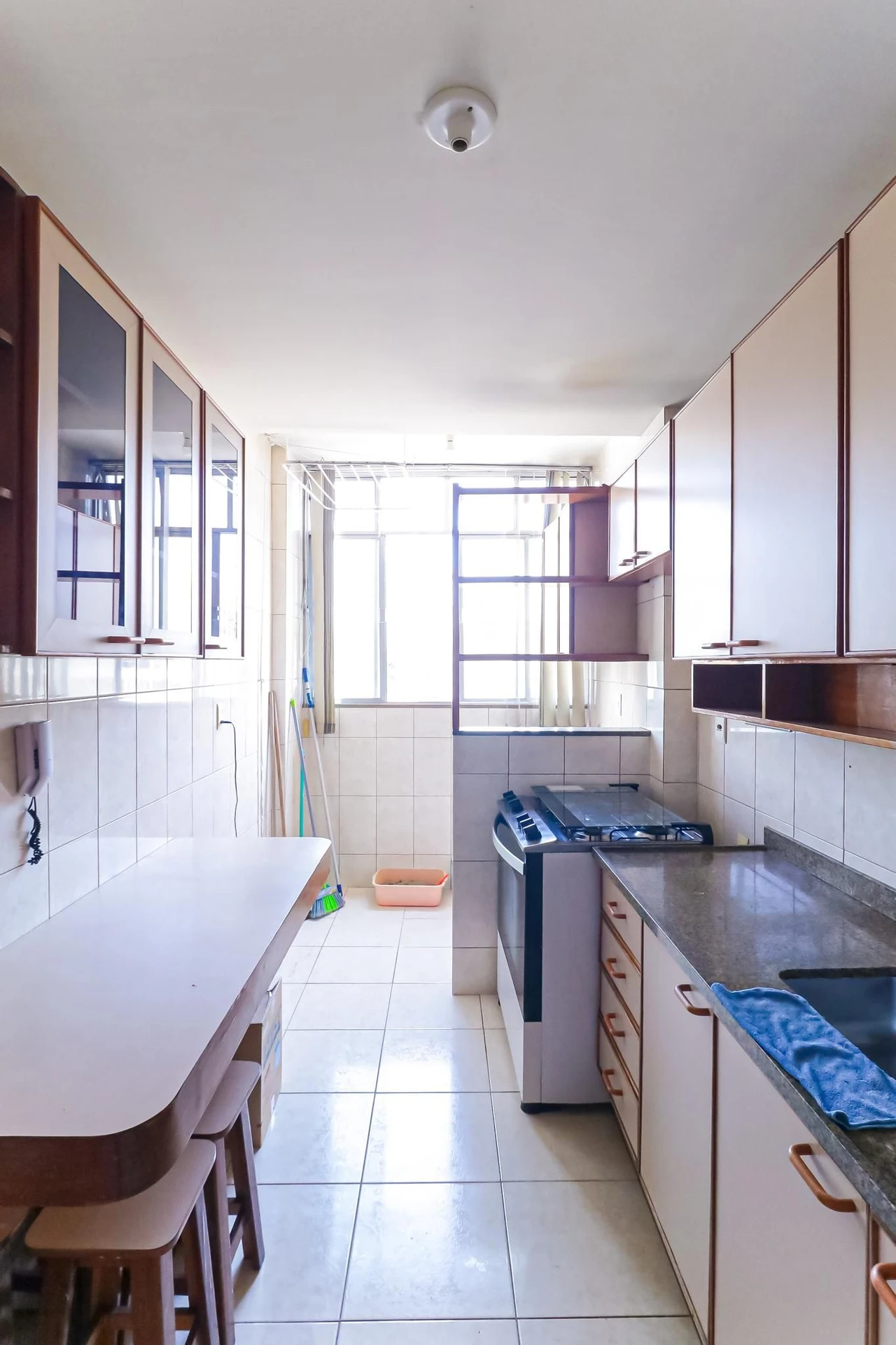 2-bedroom apartment in a building with a sauna — photo 45