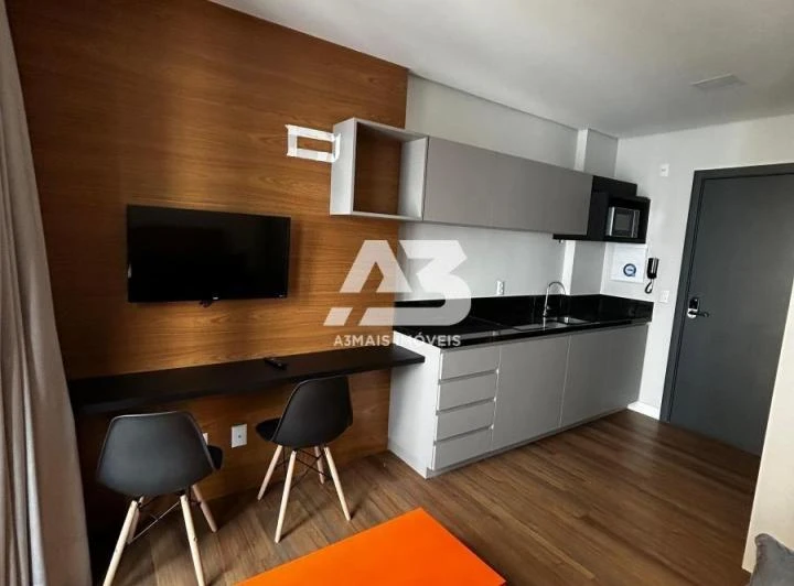 Apartamento mobiliado de 1 quarto com cozinha integrada — photo 3