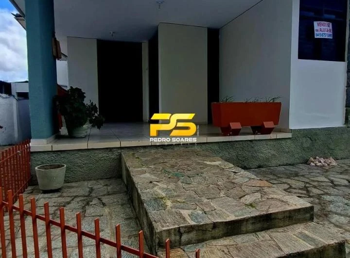 House with 4 bedrooms, 5 bathrooms and 348 m² — photo 6