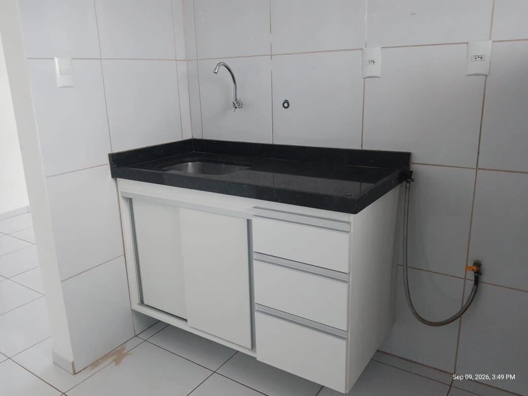 2-bedroom apartment with suite and balcony