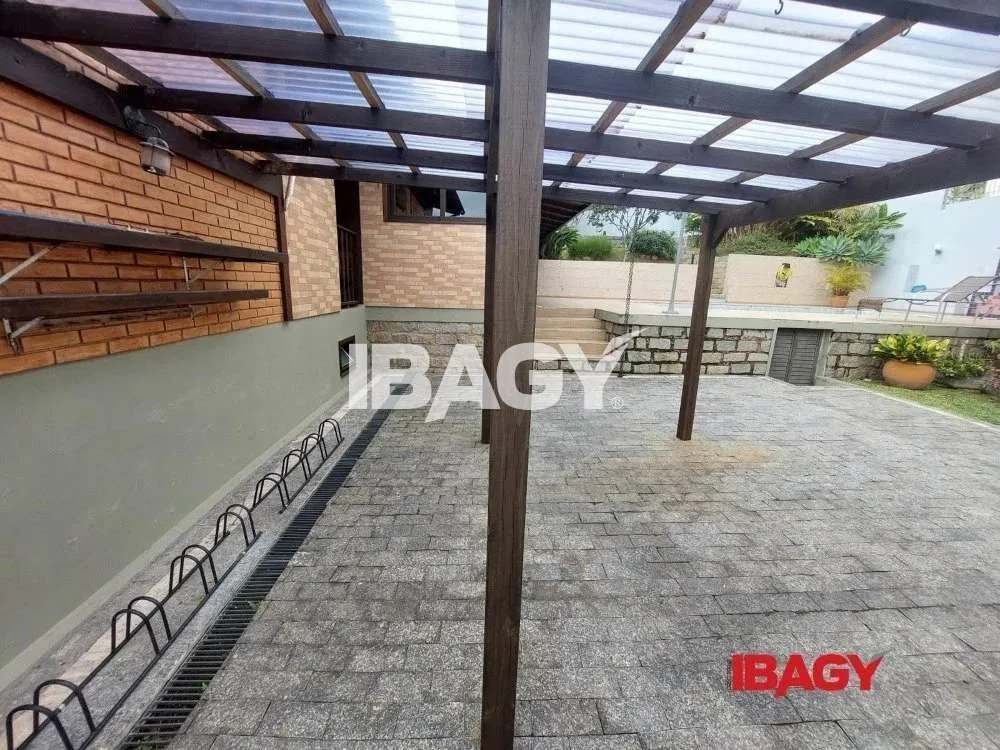 Apartment, 18 m², with a private pool — photo 16