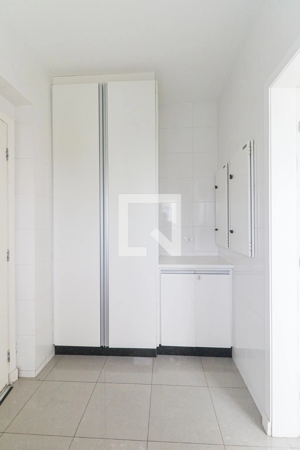 Apartment, 255 m², with a bathtub — photo 48