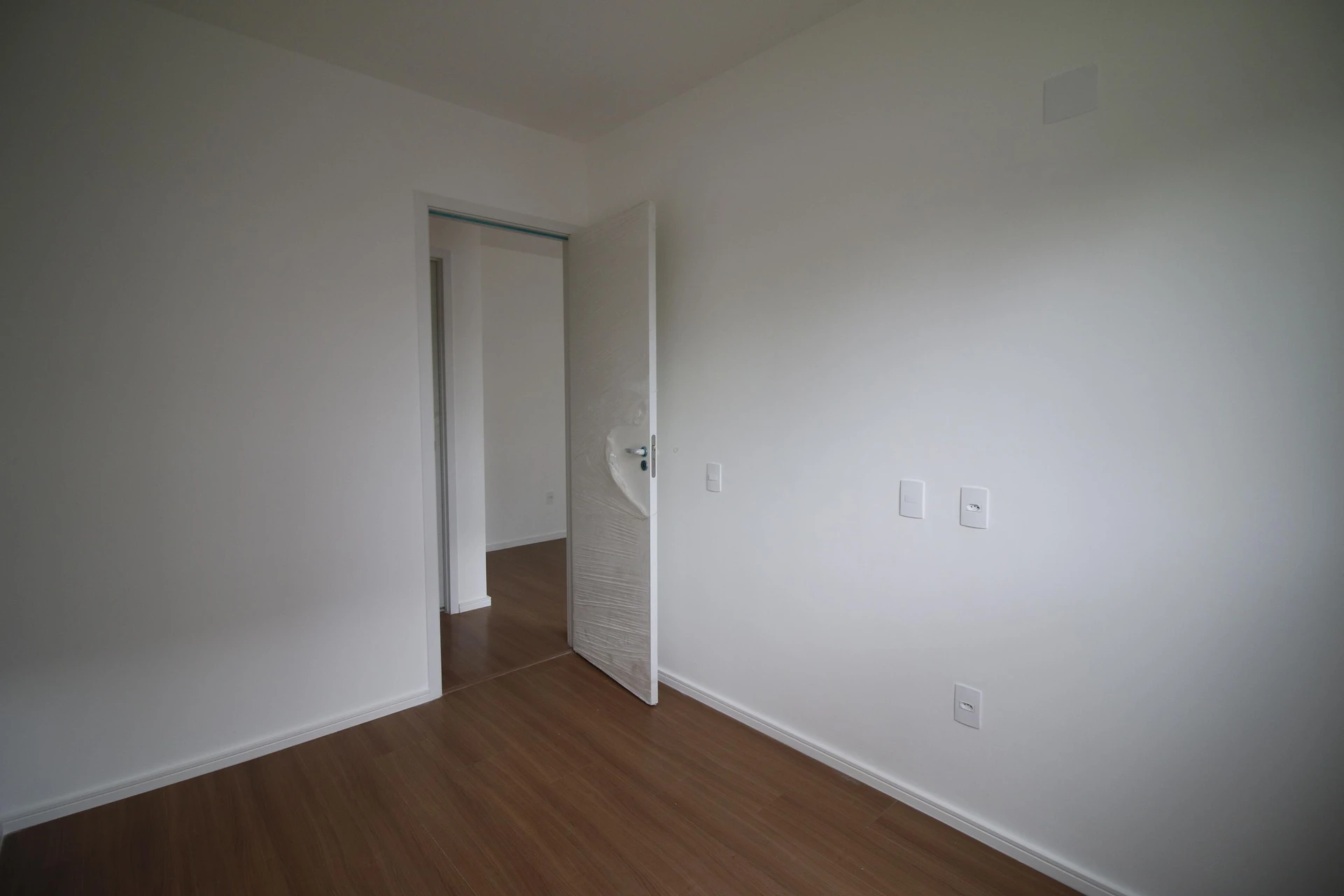 Apartamento com 2 quartos, varanda e vaga de garagem — photo 20