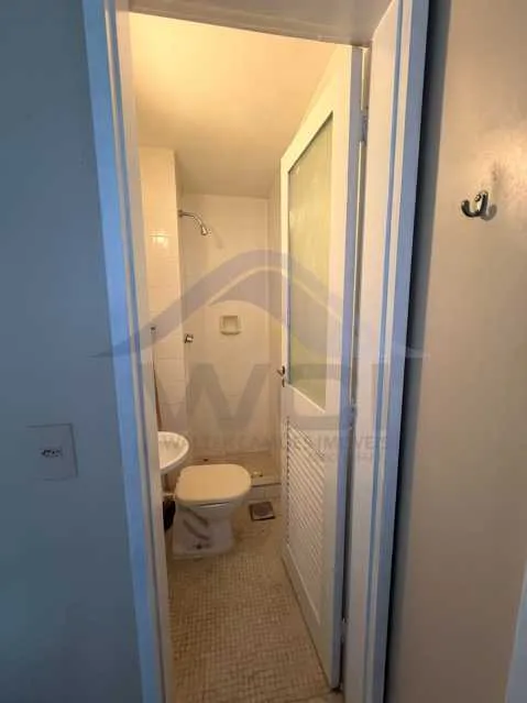 3-bedroom apartment with a bathtub — photo 29