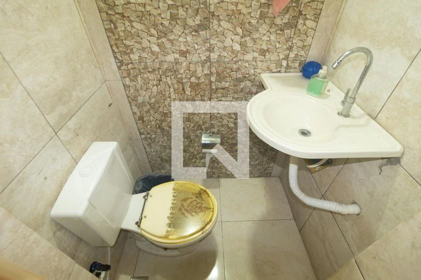 200 m² house with 2 en-suite bedrooms and private garden — photo 4