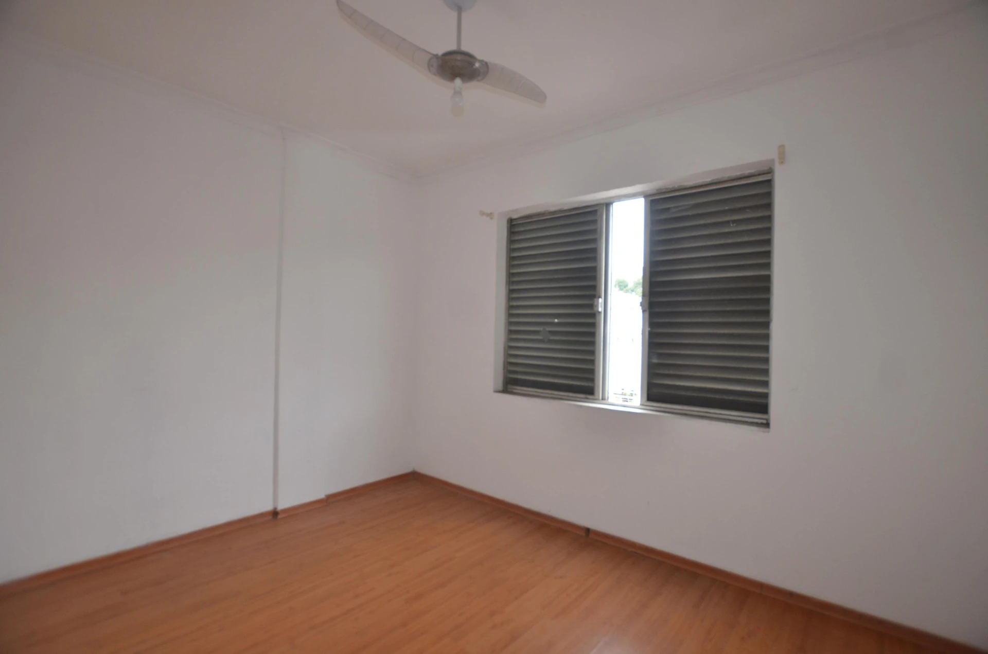 3-bedroom apartment with a mountain view in Rio de Janeiro — photo 26