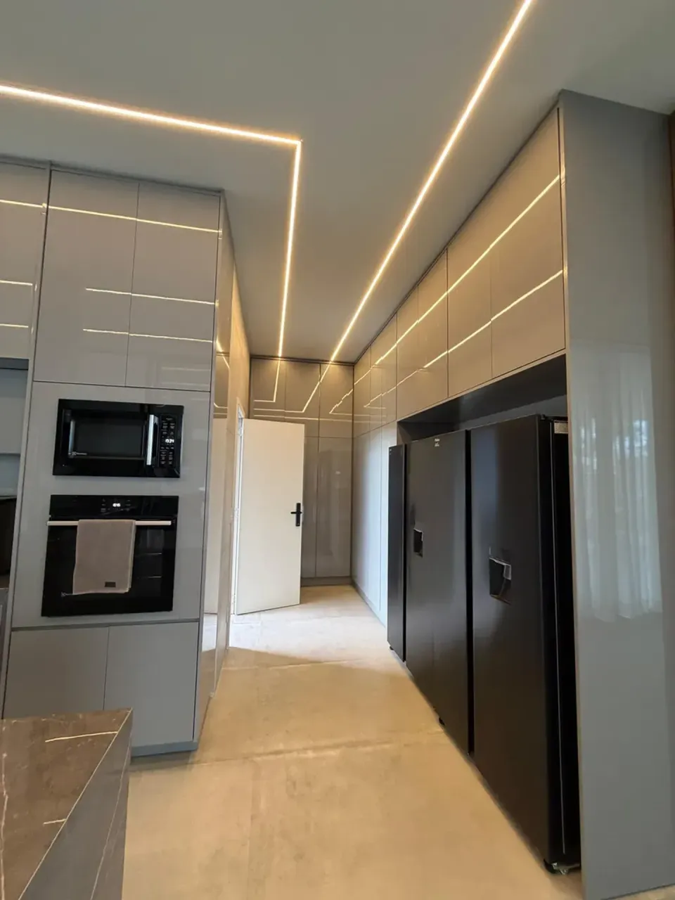 Furnished house with 5 bedrooms and open-plan kitchen — photo 3