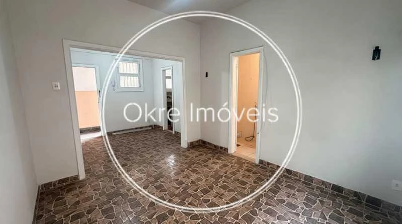 1-bedroom apartment with en-suite and closed kitchen — photo 18