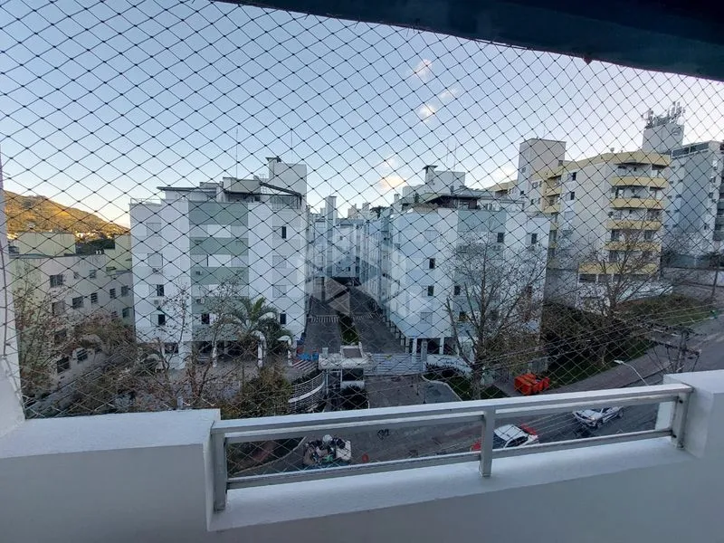 Студия 30 м² с рабочим местом и стиральной машиной — photo 8