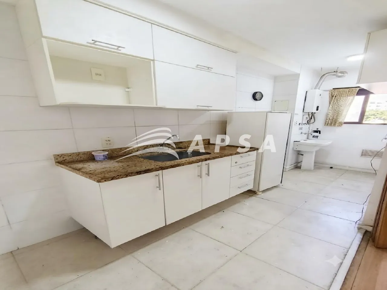 Furnished 2-bedroom, 2-bath apartment — photo 11