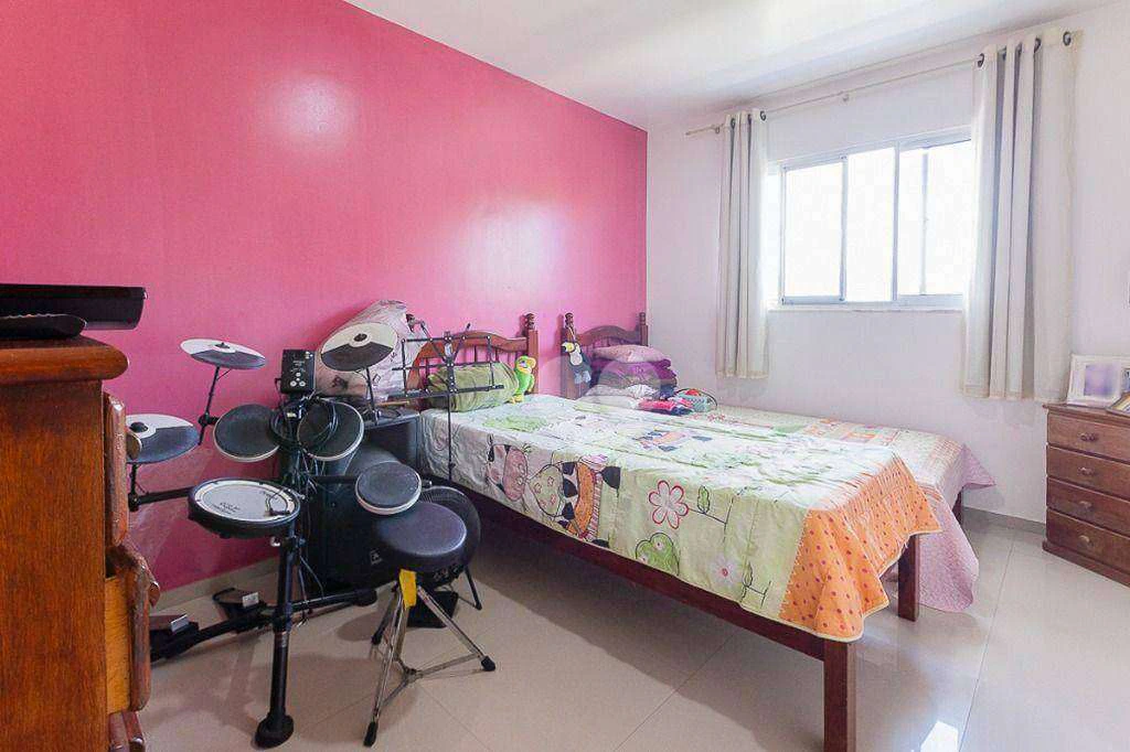 Furnished triplex house with 4 bedrooms and 370 m² — photo 27