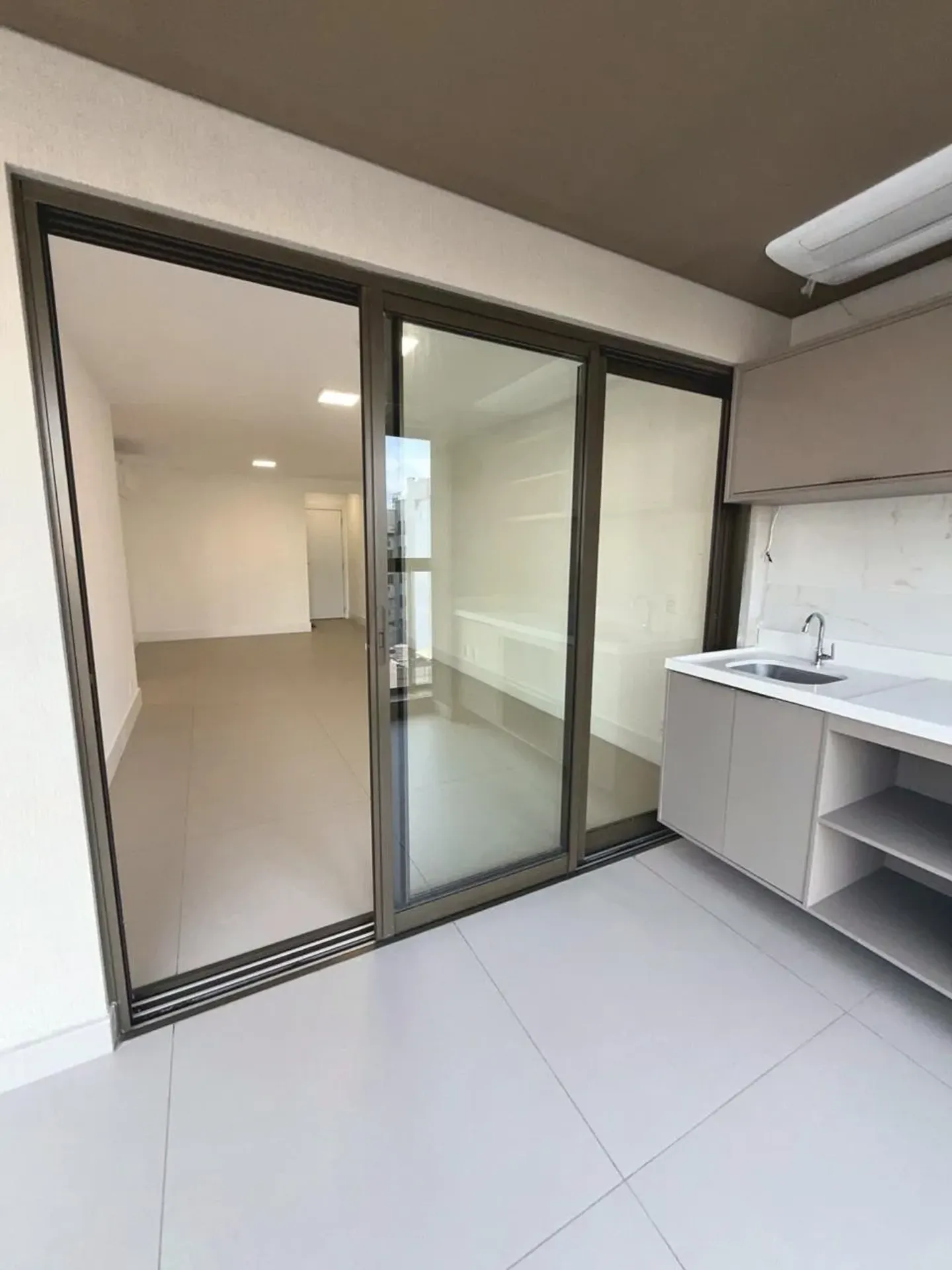 Private BBQ in a 4-bedroom apartment, 117 m² — photo 7