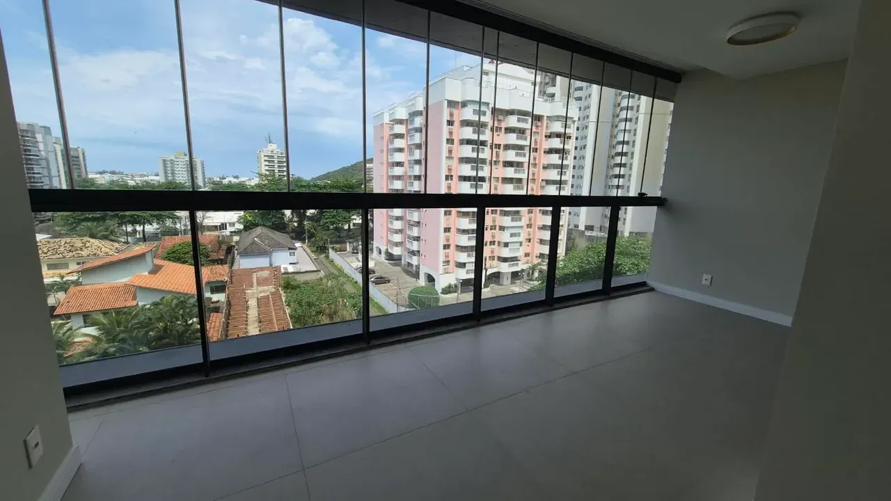 3-bedroom apartment with floor-to-ceiling windows — photo 4